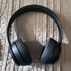 BEATS BY DRE SOLO3 HEADPHONES